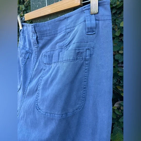 American Eagle | Stretch High-Waisted Cargo Baggy Wide-Leg Pant | Size 8 Short - Picture 11 of 12